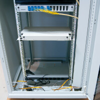 LogiLink 19" Netzwerkschrank, 42 HE, schwarz (RAL9005)