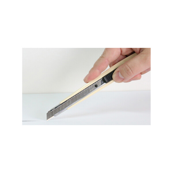 NT Cutter A-300RP, Kunststoff-Geh&auml;use, beige