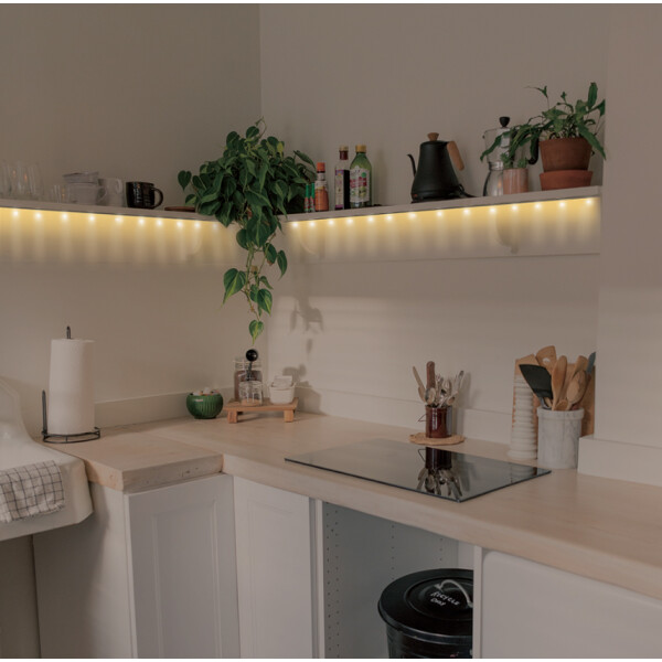 LogiLink RGB-LED-Band mit Fernbedienung, selbstklebend, 3 m