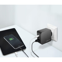 LogiLink USB-Steckdosenadapter, 1x USB-A, 1x USB-C, 45 Watt